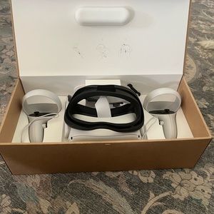 NIB oculus quest 2